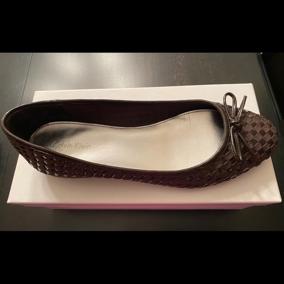 Shoes - Picture 3 of 7